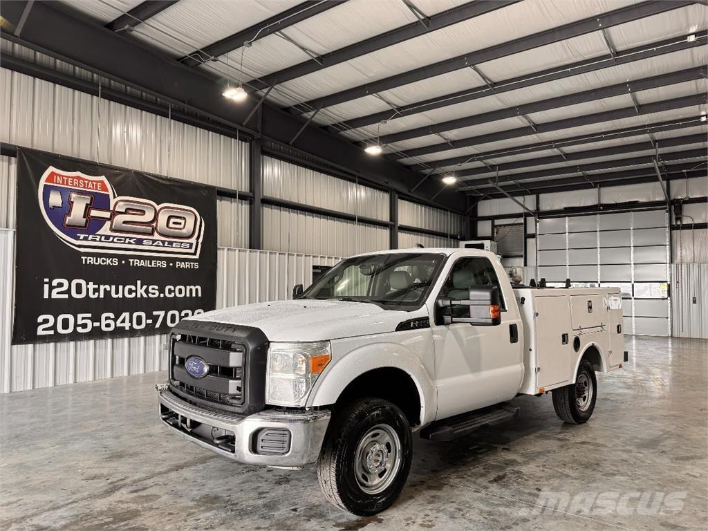 Ford F-250 Bestelwagens met open laadbak
