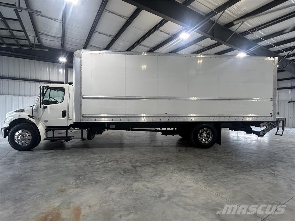 Freightliner M2 Bakwagens met gesloten opbouw