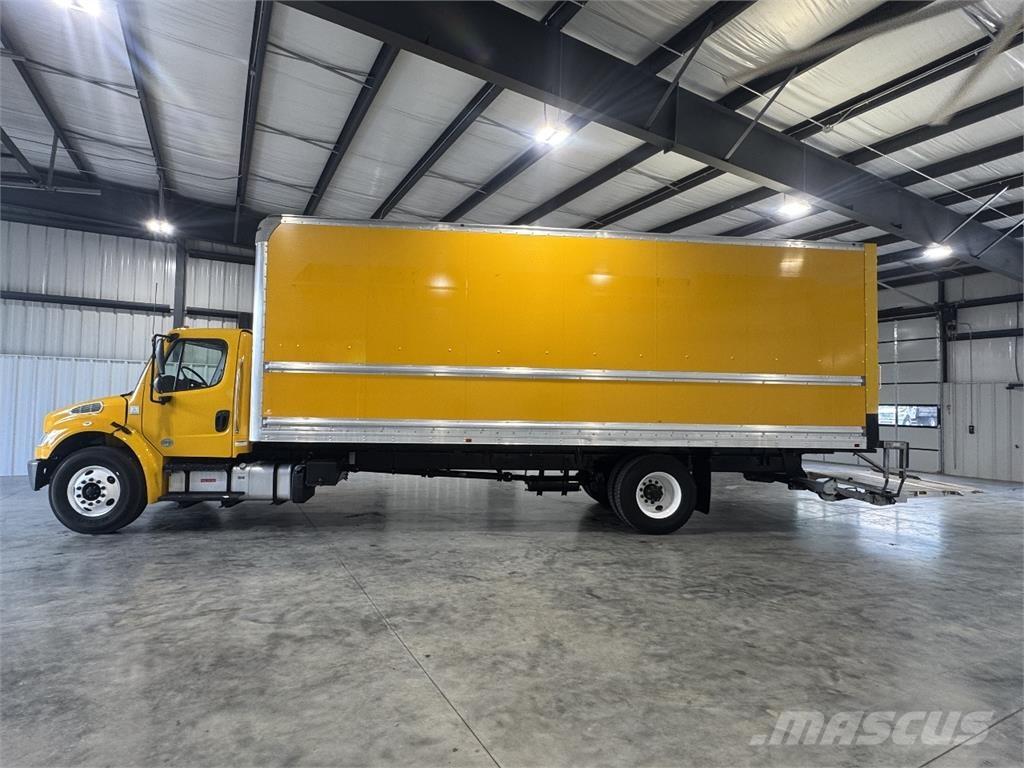 Freightliner M2 Bakwagens met gesloten opbouw