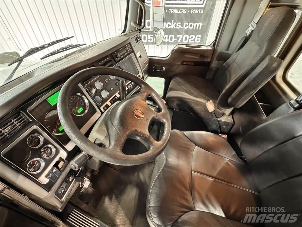 Kenworth T800 Trekkers