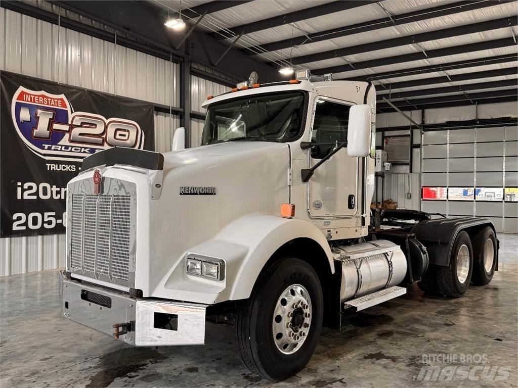 Kenworth T800 Trekkers