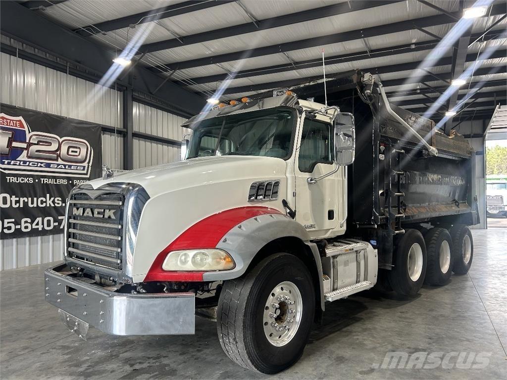Mack Granite Kipper