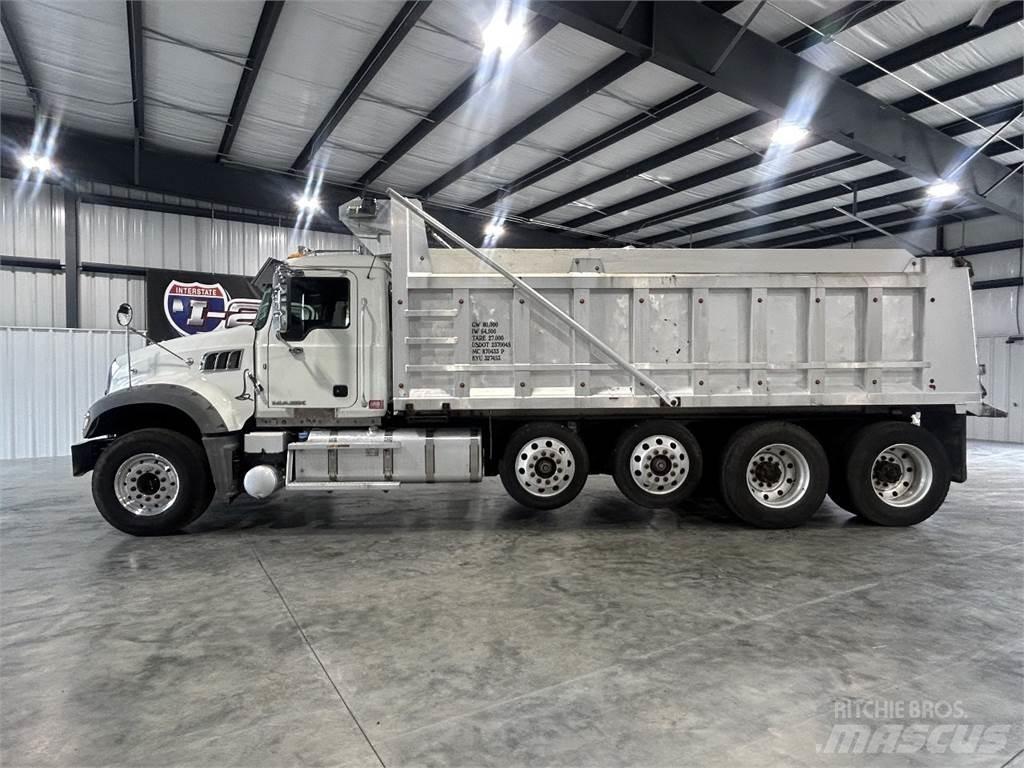 Mack GU713 Kipper