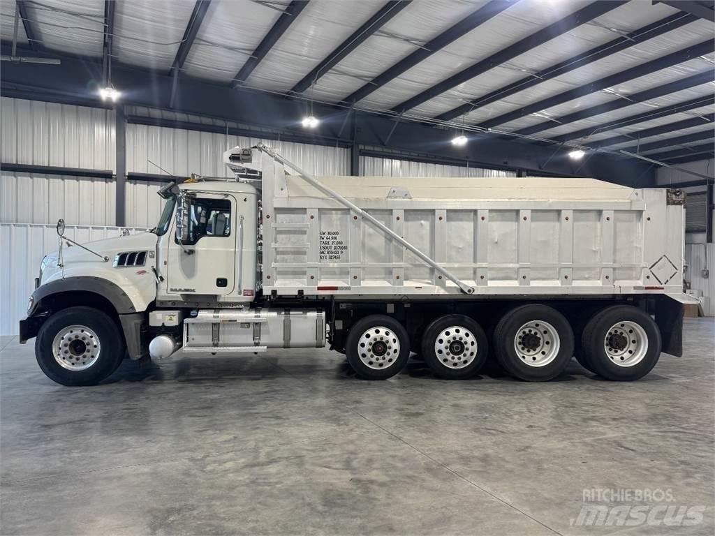 Mack GU713 Kipper