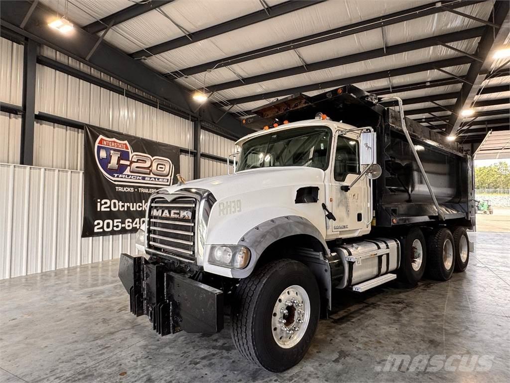 Mack GU713 Kipper