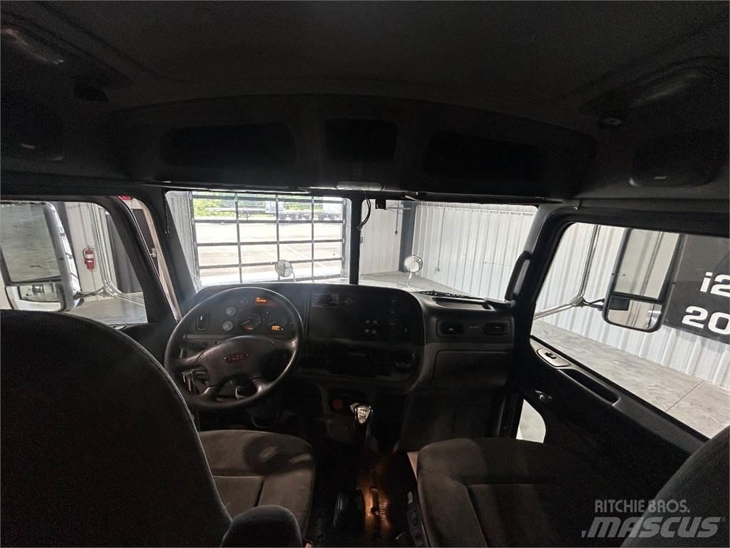 Peterbilt 386 Trekkers