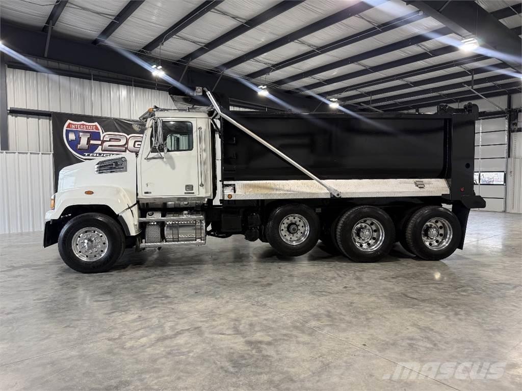 Western Star 4700SF Kipper