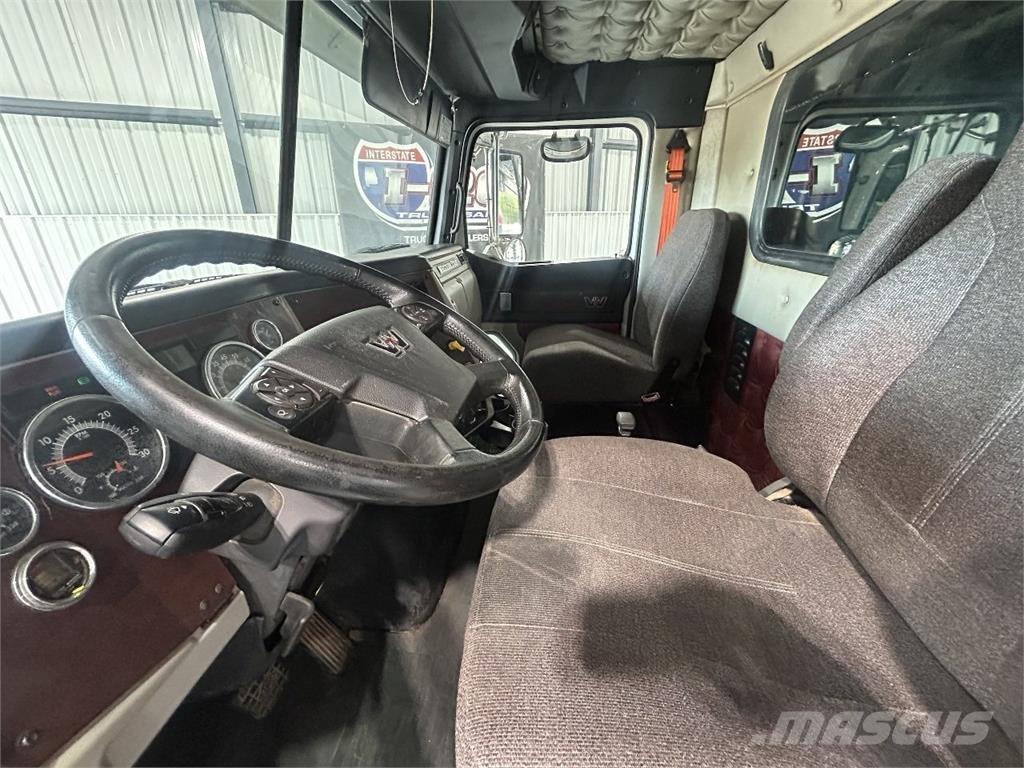 Western Star 4700SF Kipper