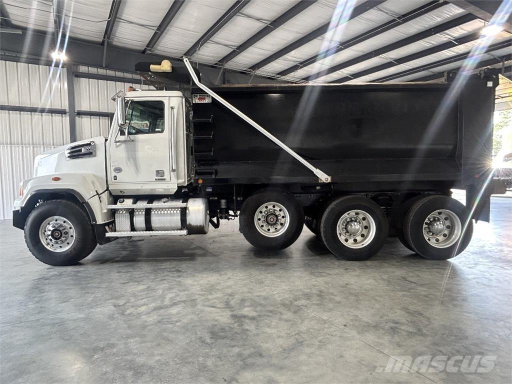 Western Star 4700SF Kipper