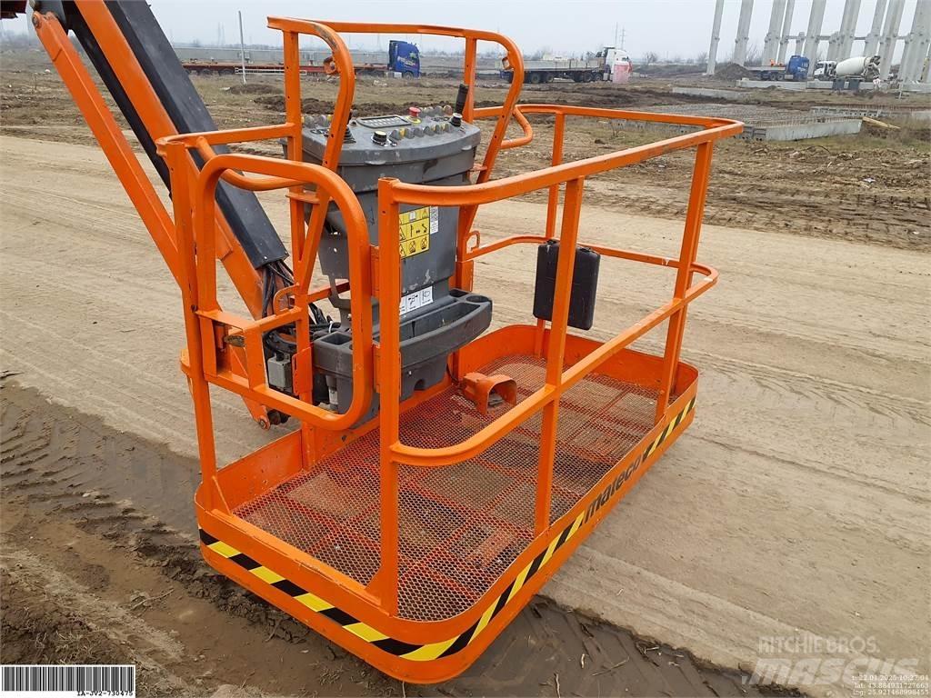 JLG 860SJ Knikarmhoogwerkers