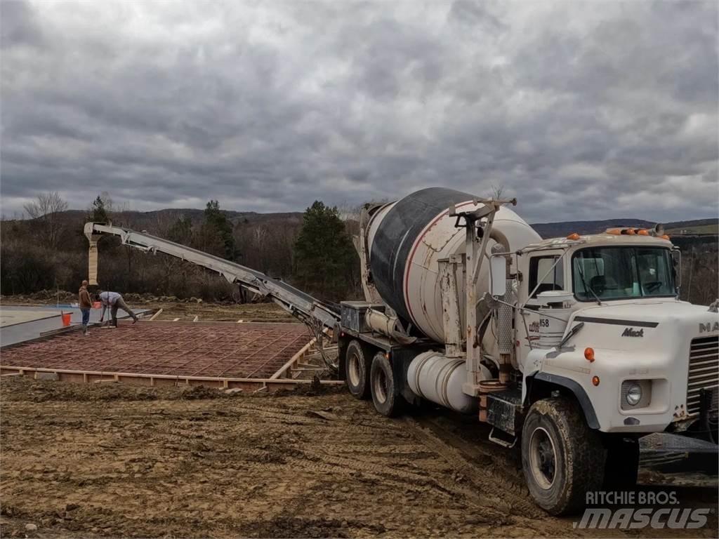 Mack DM690S Overige componenten
