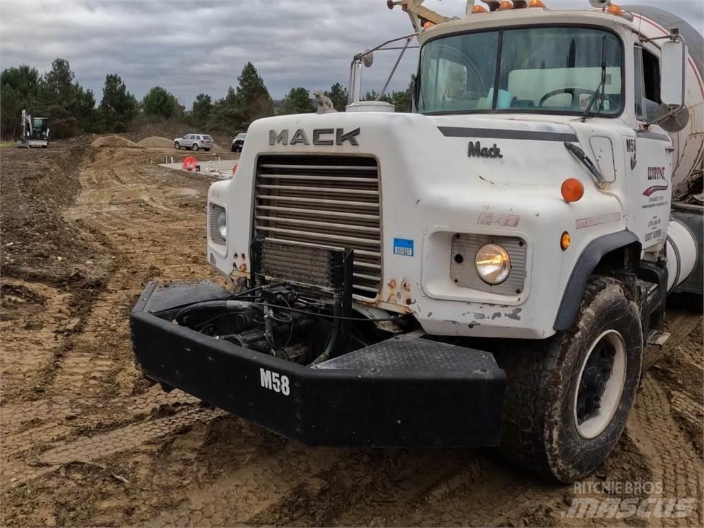 Mack DM690S Overige componenten