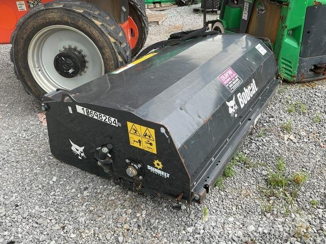 Bobcat SWB72 Veegmachines