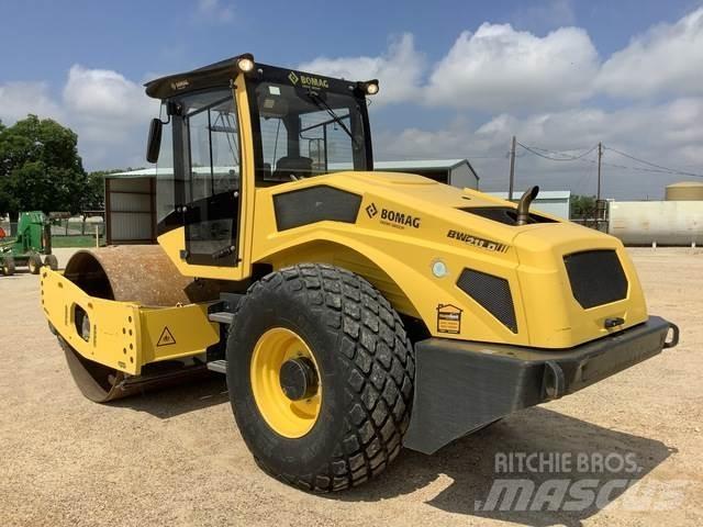Bomag BW211D-5 Trilrolwalsen