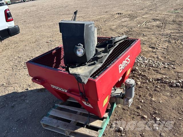Boss  Zand- en zoutstrooimachines