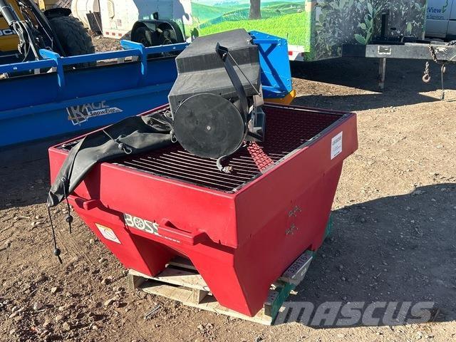Boss  Zand- en zoutstrooimachines