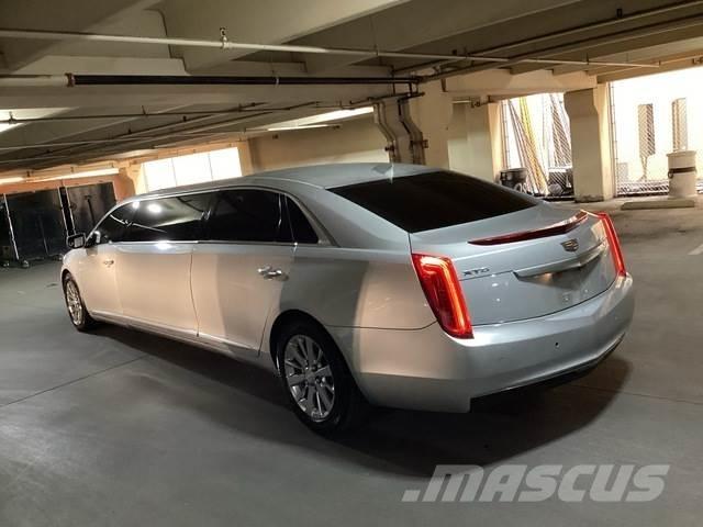 Cadillac XTS Auto's