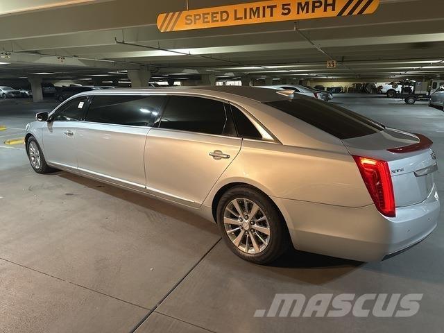 Cadillac XTS Auto's