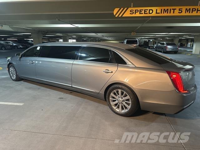 Cadillac XTS Auto's