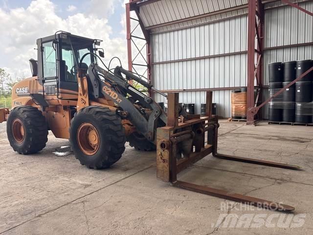 CASE 621DXT Wielladers