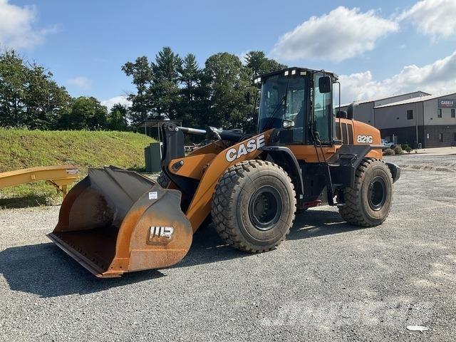 CASE 821G Wielladers