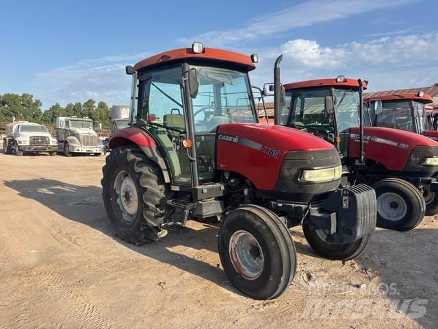 Case IH JX80 Tractoren