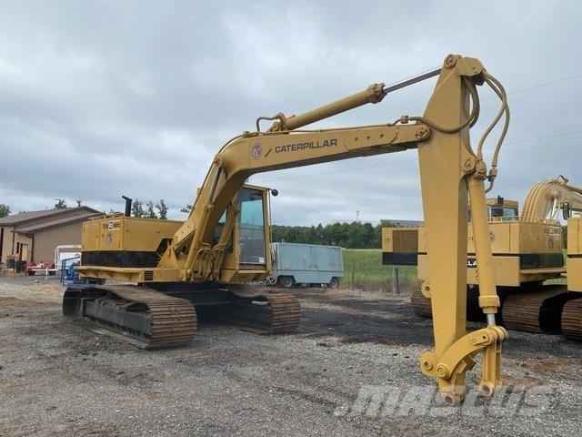 CAT 225 Rupsgraafmachines