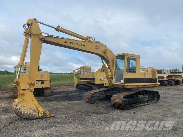 CAT 225 Rupsgraafmachines