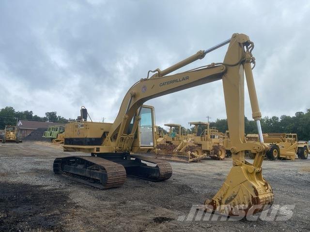CAT 225 Rupsgraafmachines