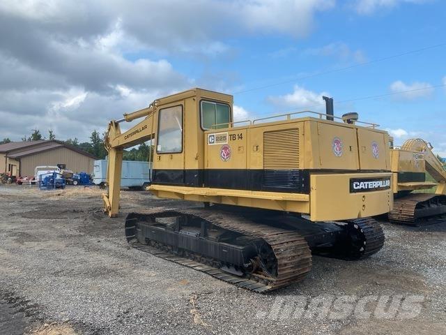 CAT 225 Rupsgraafmachines