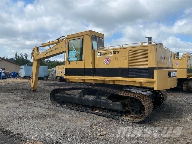 CAT 225 LC Rupsgraafmachines