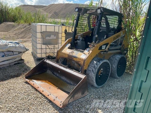 CAT 226B3 Schrankladers