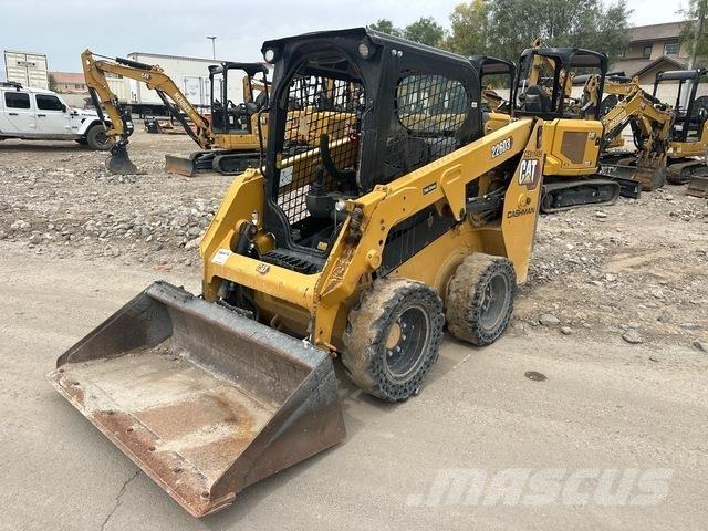 CAT 226D3 Schrankladers