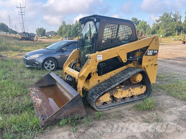 CAT 239D Schrankladers