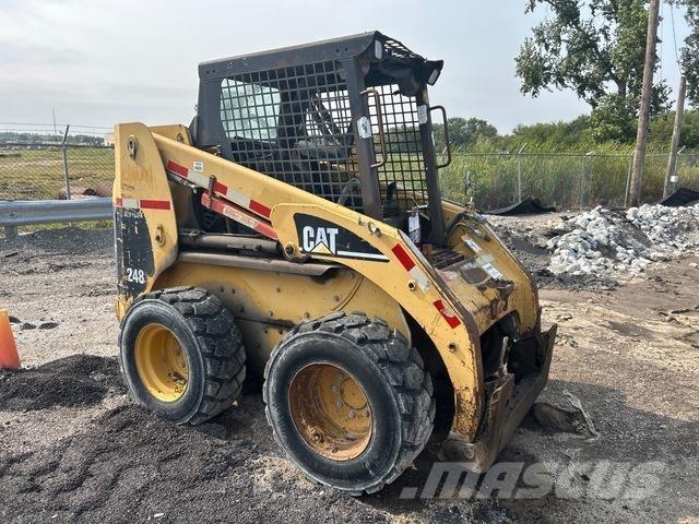 CAT 248 Schrankladers