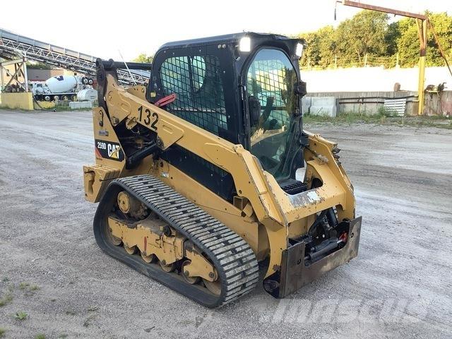 CAT 259D Schrankladers