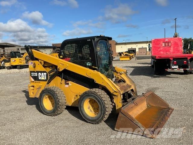 CAT 272D Schrankladers