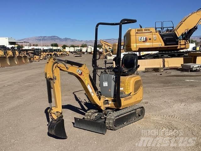 CAT 300.9D Rupsgraafmachines