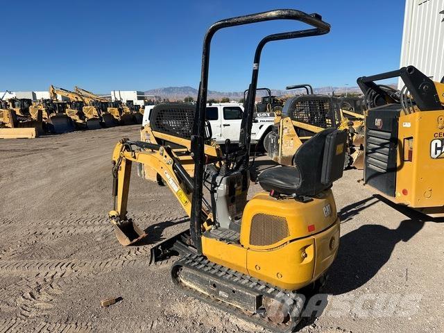 CAT 300.9D Rupsgraafmachines