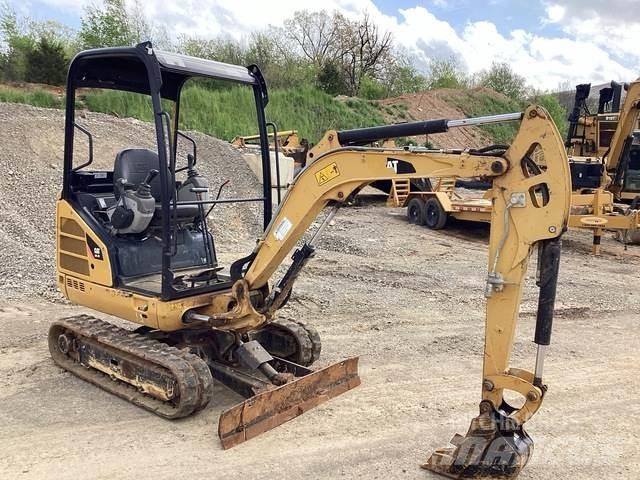 CAT 301.7D Rupsgraafmachines