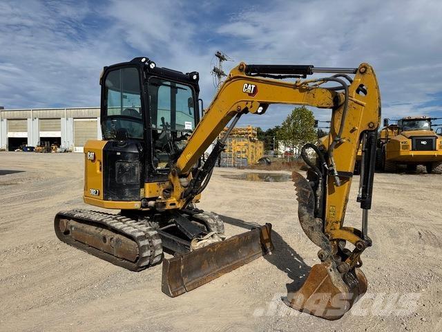 CAT 302.7 CR Rupsgraafmachines