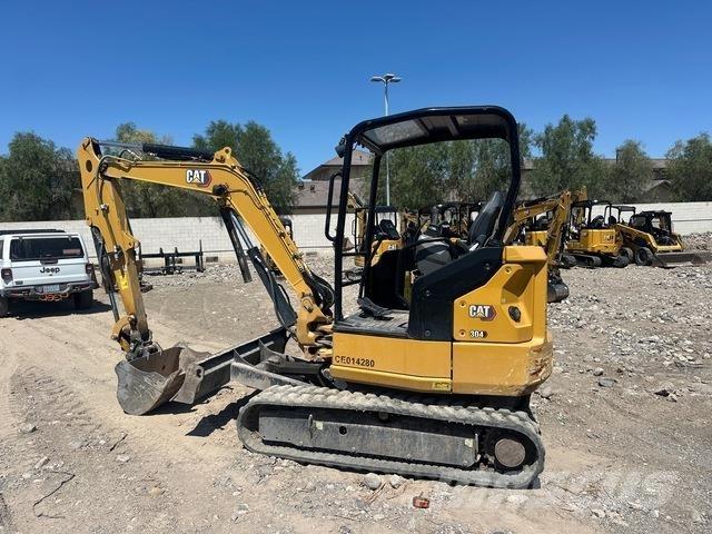 CAT 304 Rupsgraafmachines