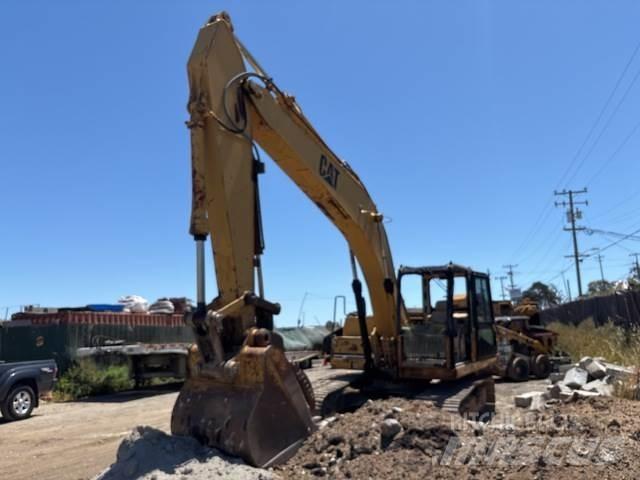 CAT 320 Rupsgraafmachines
