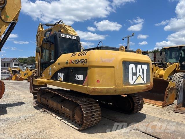 CAT 320 D Rupsgraafmachines