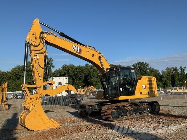 CAT 323 Rupsgraafmachines