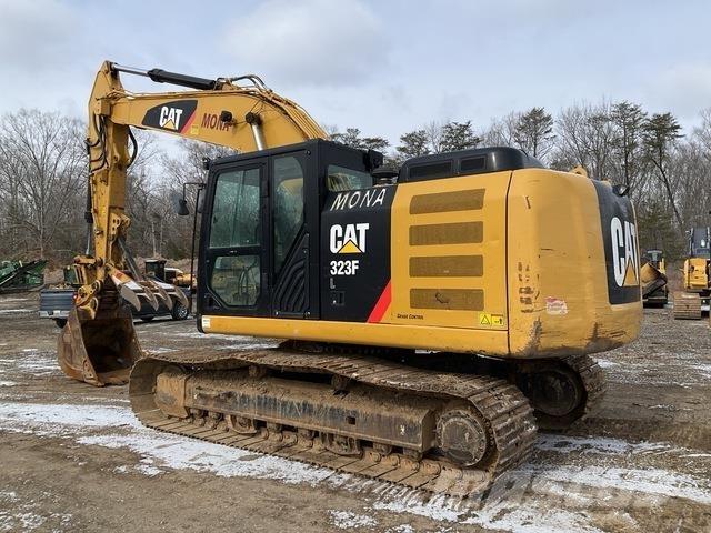CAT 323F Rupsgraafmachines