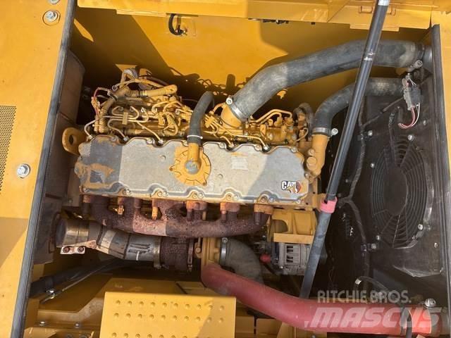CAT 323GC Rupsgraafmachines