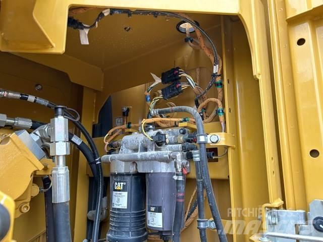 CAT 325 Rupsgraafmachines