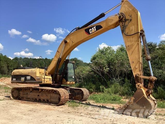 CAT 330D L Rupsgraafmachines