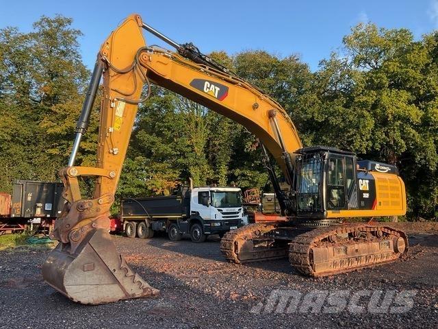 CAT 352F Rupsgraafmachines